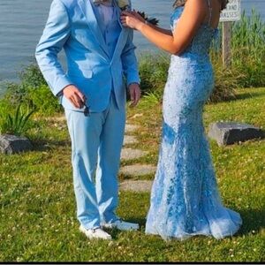 Stunning Light Blue Prom Dress – Mermaid Fit, Beaded, Lace, Elegant